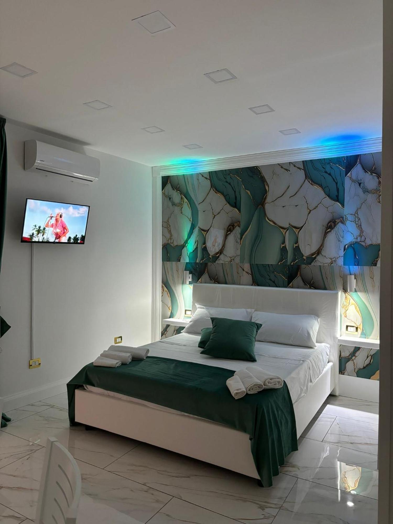 Suite Campanile Неаполь Экстерьер фото